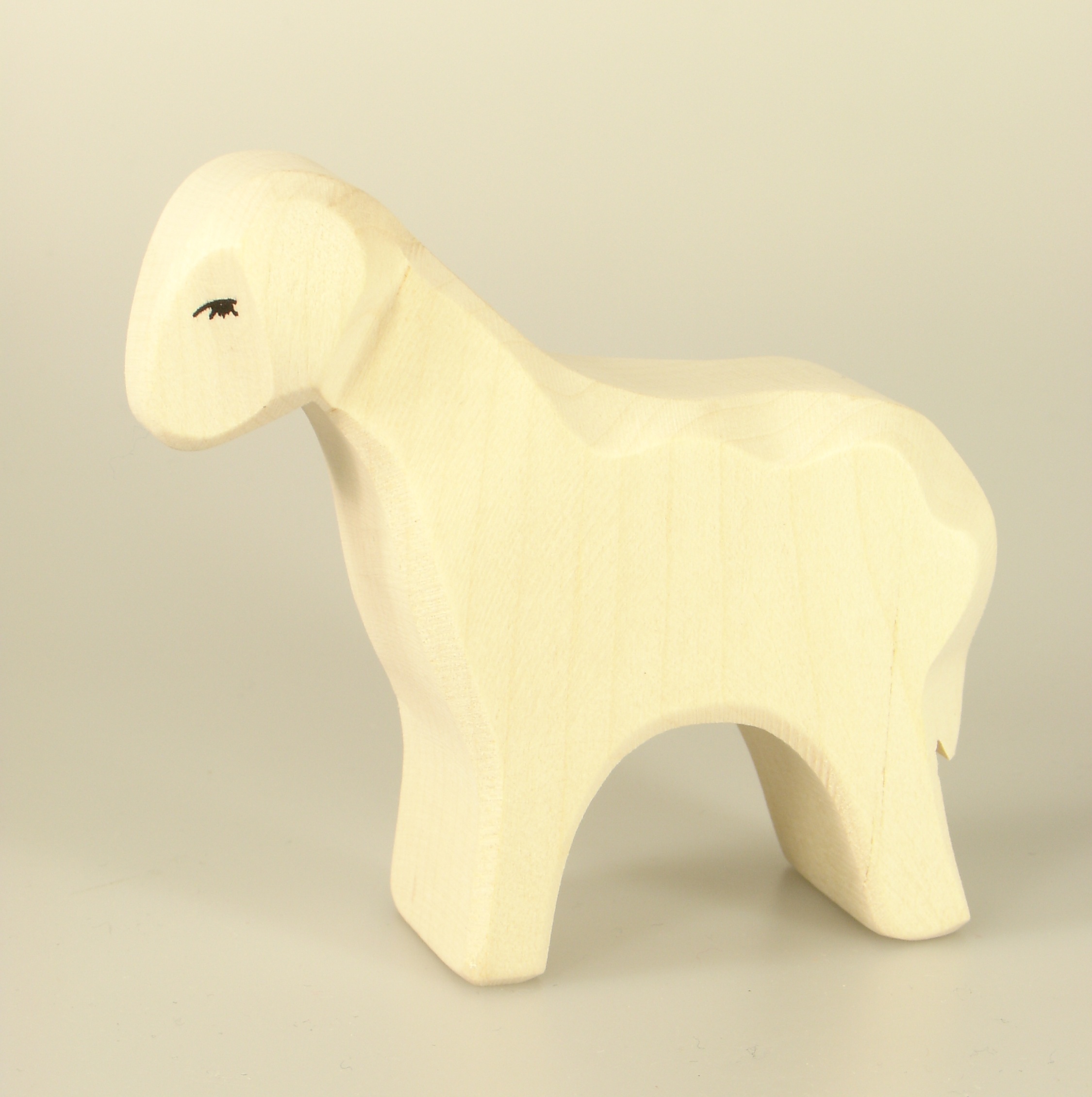 Ostheimer Krippe - Schaf stehend Ostheimer Krippe - Schaf stehend