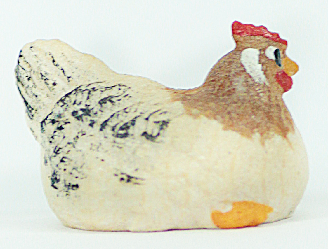 Kostner-Krippe - Henne sitzend