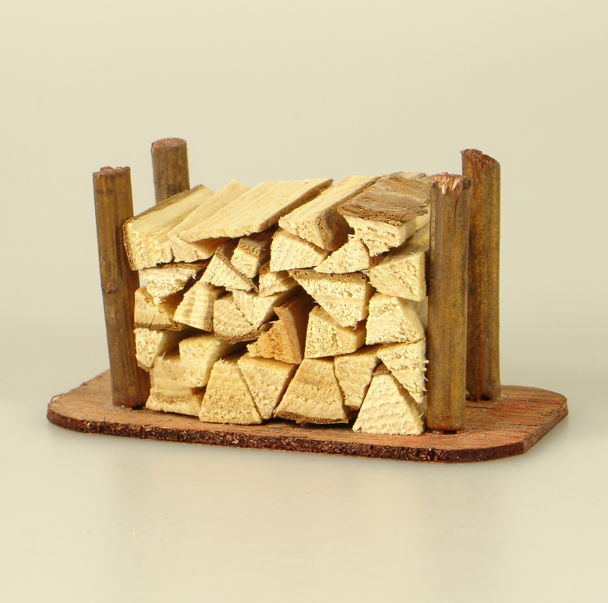 Krippen-Zubehör - Holzstapel Krippen-Zubehör - Holzstapel