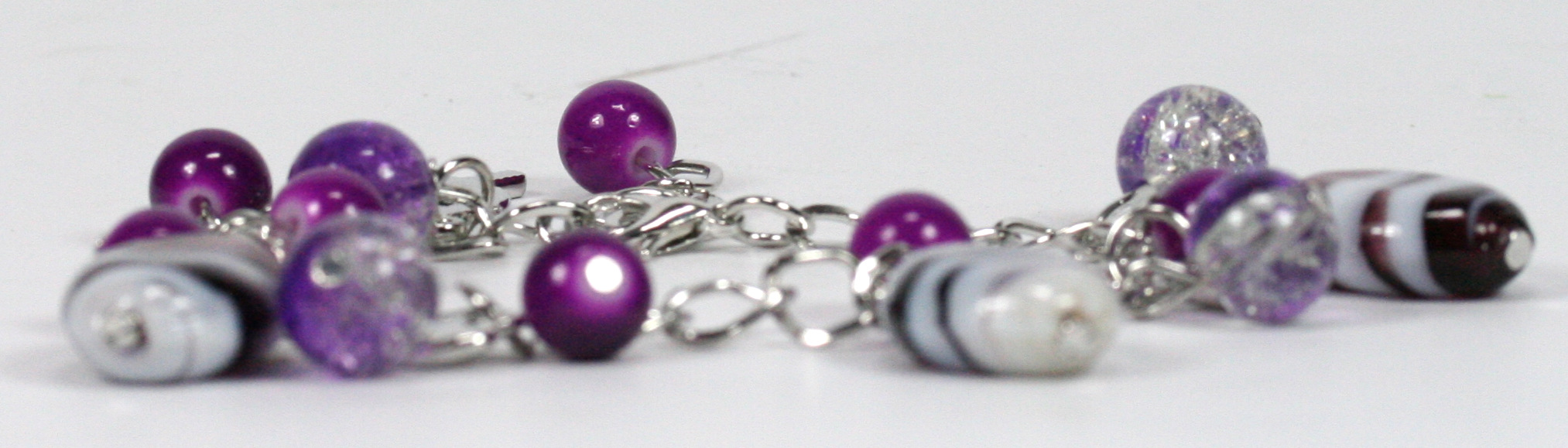Armband - Violette Perlen & Fisch