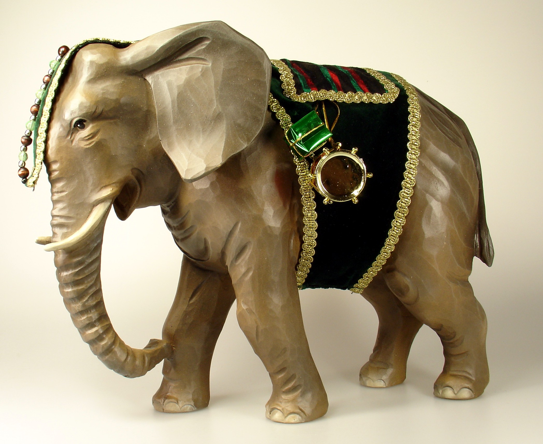 Ruco-Krippe - Elefant stehend mit Decke